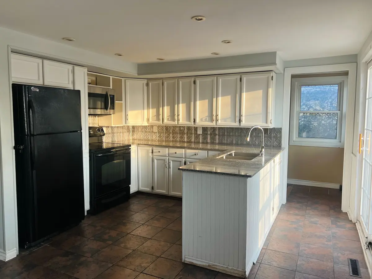 2184 Maple Grove RD, Clarington, ON L1C 6M1