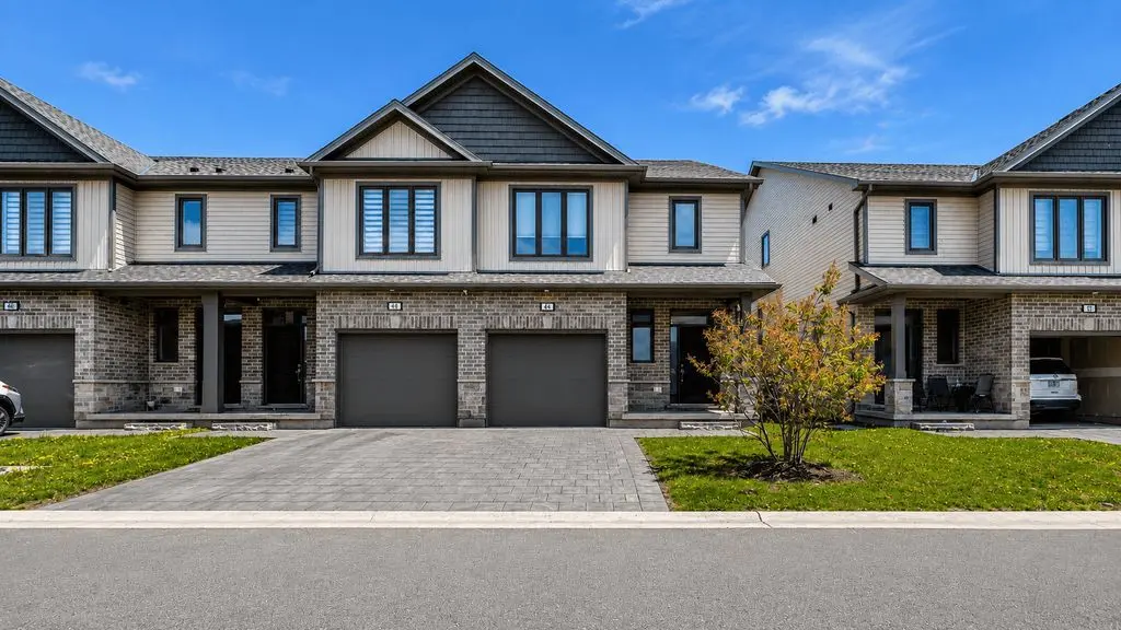 745 Chelton RD #40, London South, ON N6M 0J1