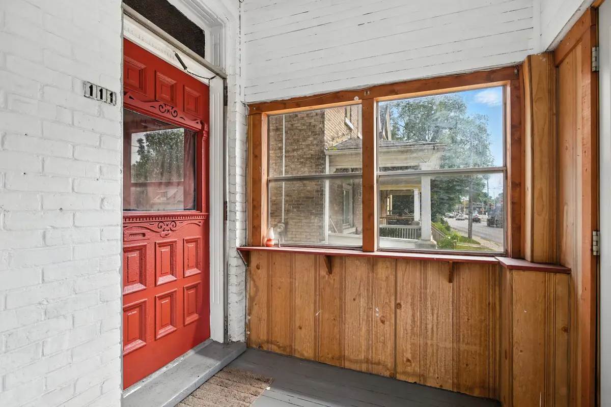 111 Wharncliffe RD, London North, ON N6H 2A8