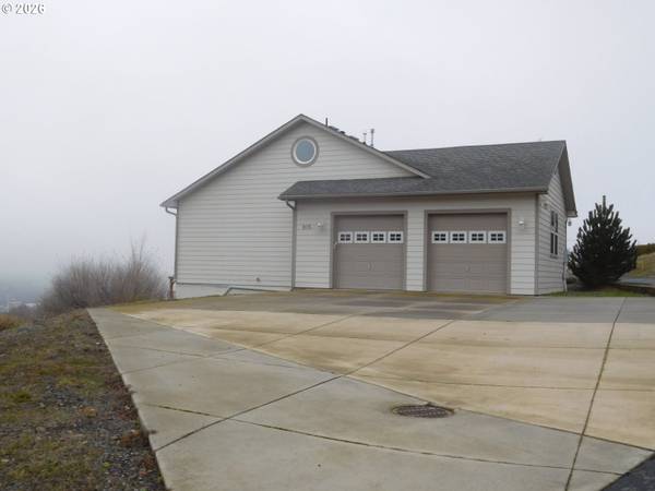 815 N MAIN ST, Pendleton, OR 97801