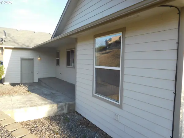 815 N MAIN ST, Pendleton, OR 97801