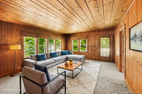 3931 S Shore DR, Elba Township, MI 48446
