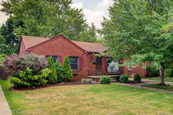 4246 Elmwood AVE, Royal Oak, MI 48073