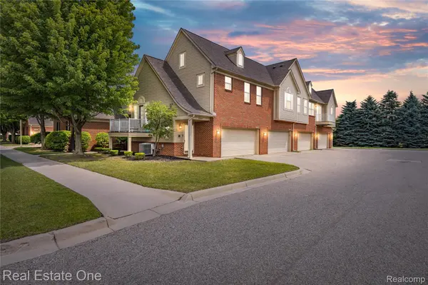 43354 Pendleton CIR #46, Sterling Heights, MI 48313