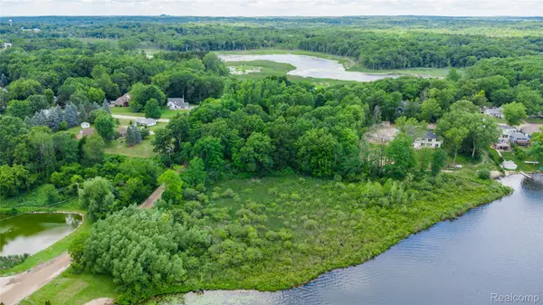 00 Big Lake Road, Springfield Charter Township, MI 48350