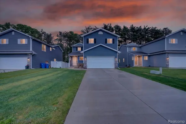 5382 Rural Terrace CT, Waterford Charter Township, MI 48329