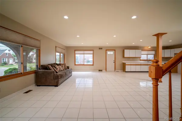 5401 Ternes ST, Dearborn, MI 48126