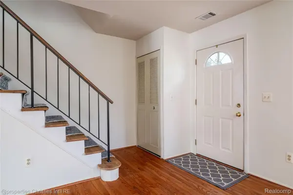 20161 Silver Spring DR, Northville Township, MI 48167
