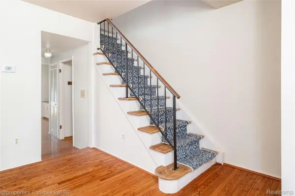 20161 Silver Spring DR, Northville Township, MI 48167
