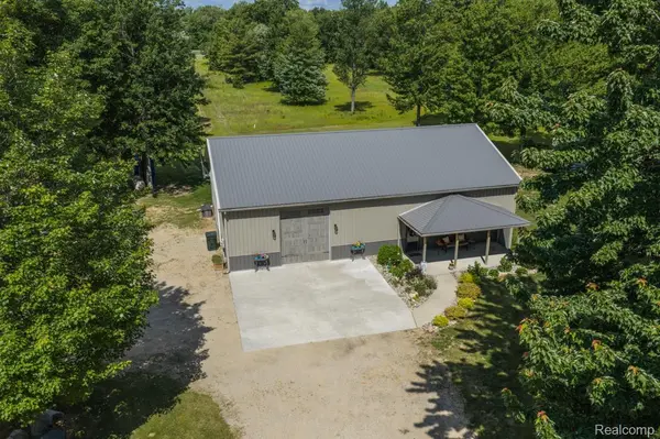 2418 S 41 RD S, Haring Charter Township, MI 49601