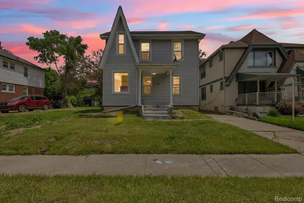 9158 Steel ST, Detroit, MI 48228