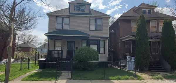 5963 Iroquois ST, Detroit, MI 48213