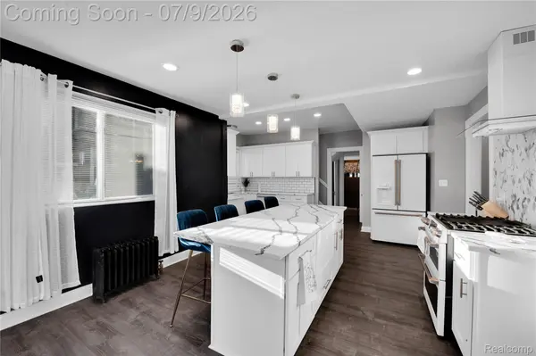 60 McLean ST, Highland Park, MI 48203