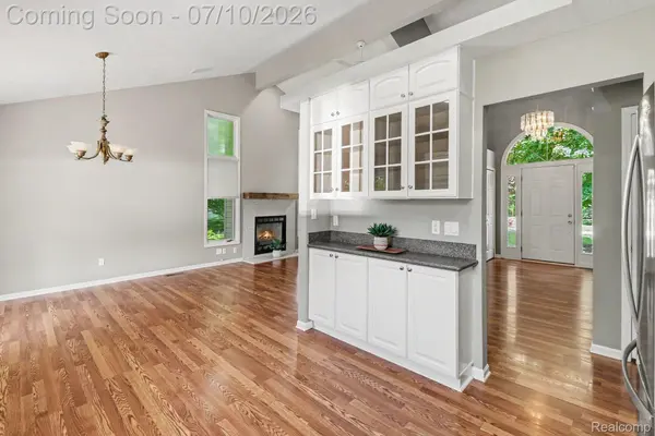 2460 Livernois DR, Oceola Township, MI 48843