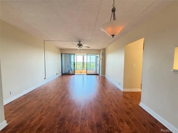 21800 Morley Avenue #1203, Dearborn, MI 48124