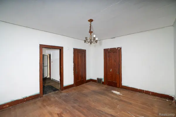612 Lakewood ST, Detroit, MI 48215