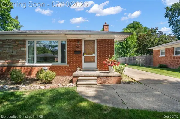 1527 Hazel ST, Birmingham, MI 48009