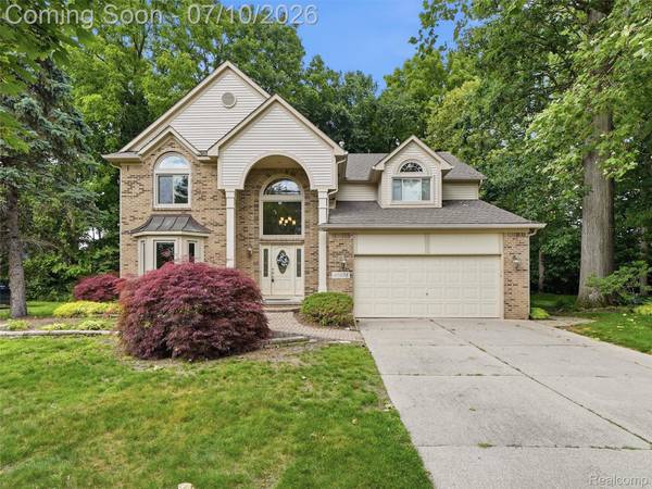 45698 Primrose CT, Plymouth Charter Township, MI 48170