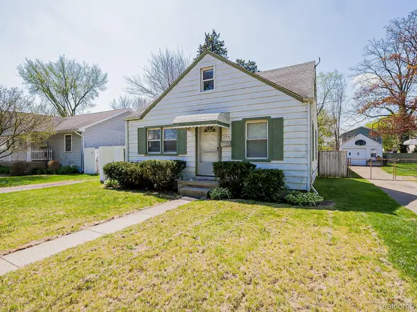 13957 San Jose AVE, Redford Charter Township, MI 48239