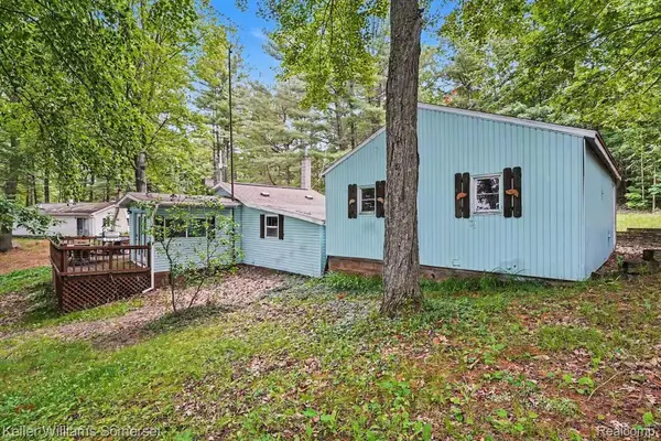 6287 Rock RD W, Garfield Township, MI 48632