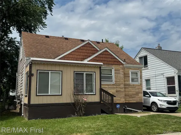 21811 Donald AVE, Eastpointe, MI 48021