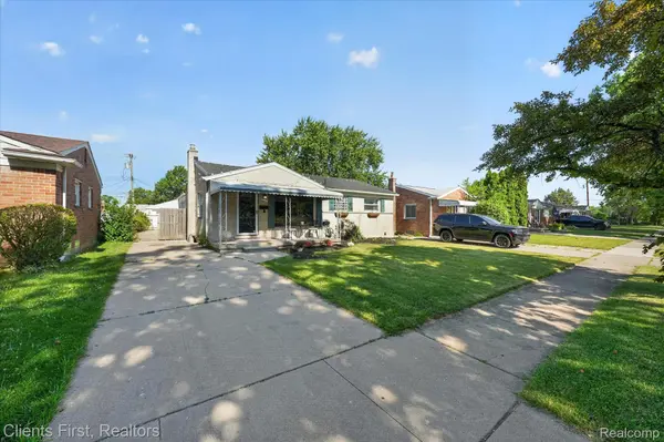 7520 Sloan ST, Taylor, MI 48180
