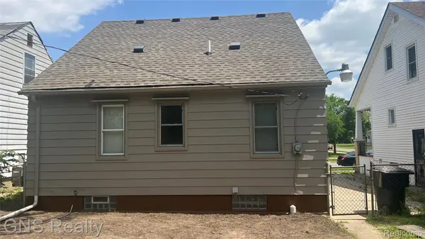 19419 Carrie ST, Detroit, MI 48234