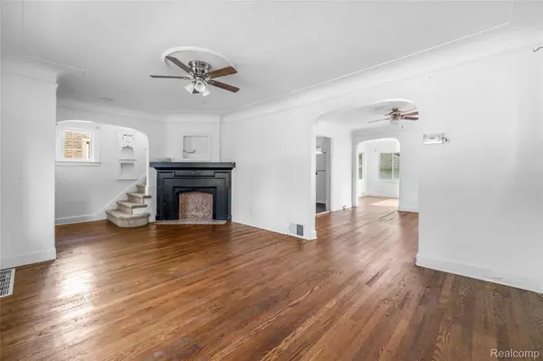 957 Winchester AVE, Lincoln Park, MI 48146