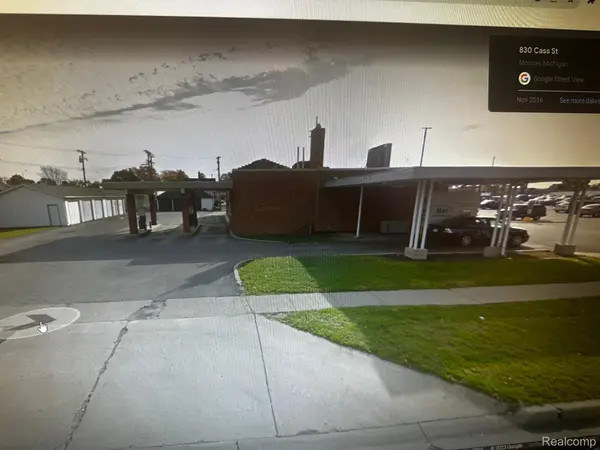 1000 S MONROE ST, Monroe Charter Township, MI 48161