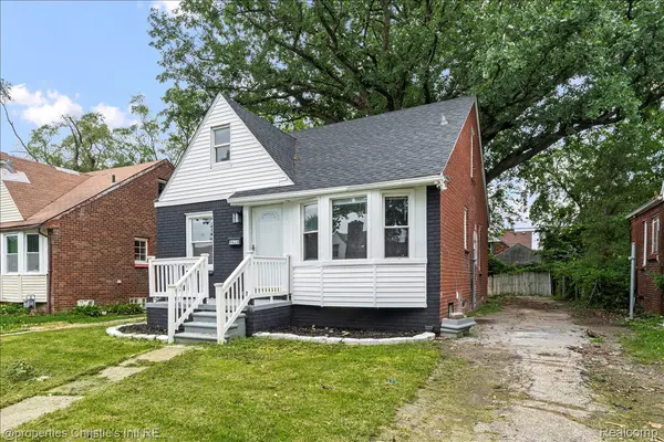 9624 Prest ST, Detroit, MI 48227