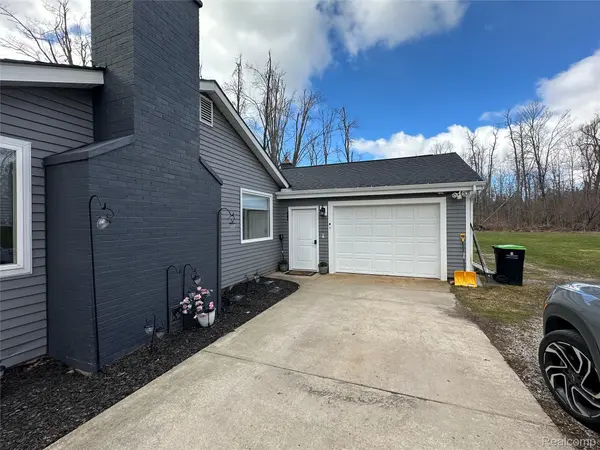 7726 Lake ST, Alanson Village, MI 49706