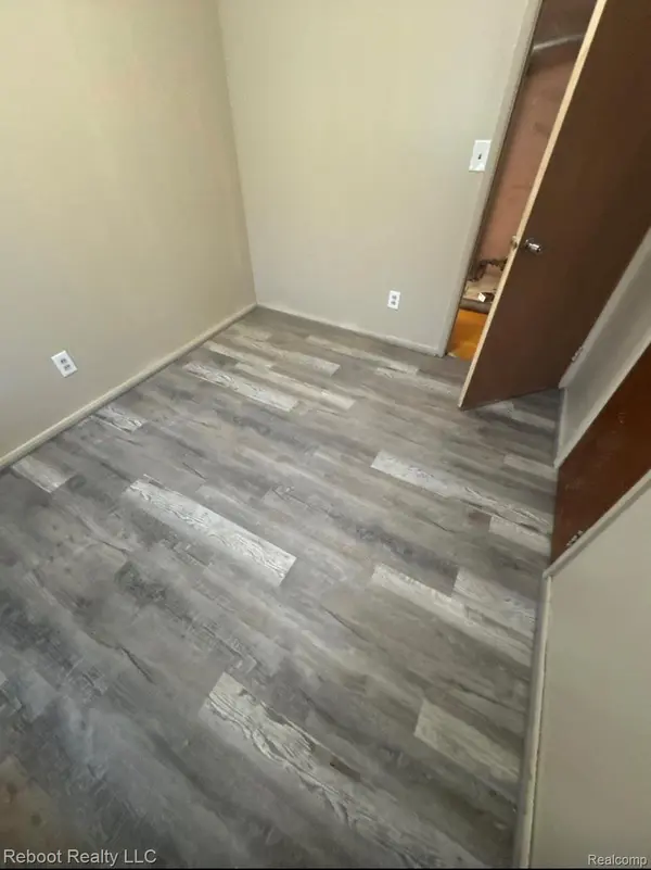 611 S 24th ST, Buena Vista Charter Township, MI 48601