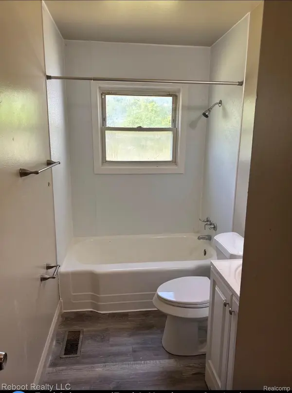 611 S 24th ST, Buena Vista Charter Township, MI 48601