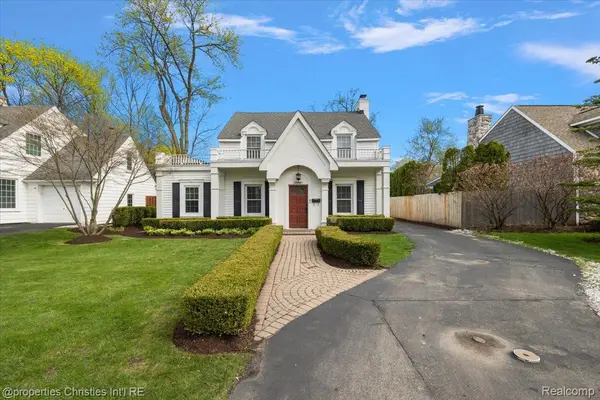 1900 Fairview ST, Birmingham, MI 48009