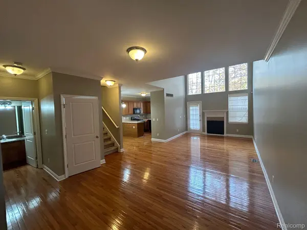 41484 GLADE RD, Canton Charter Township, MI 48187