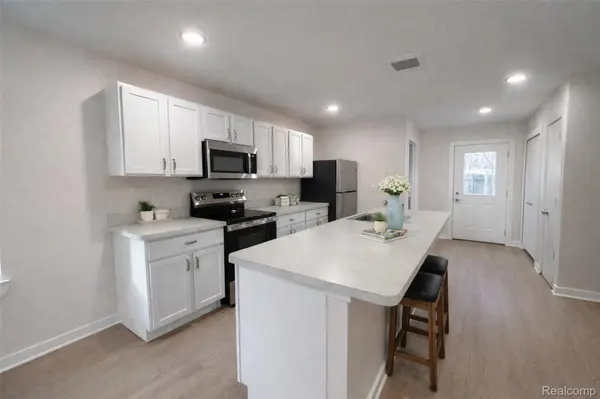 223 N Grove ST #5, Ypsilanti, MI 48198