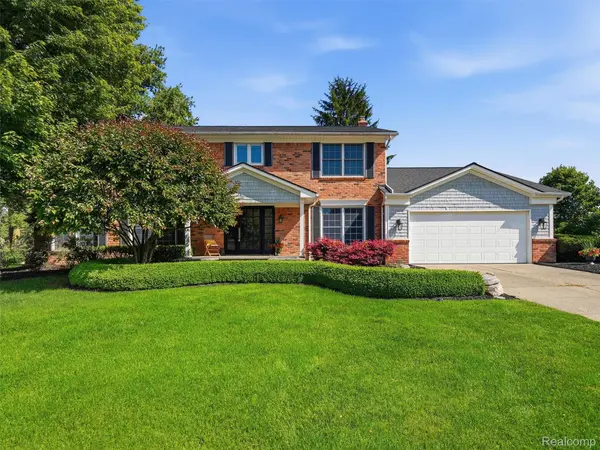 2463 Kimberly Fair ST, Rochester Hills, MI 48309