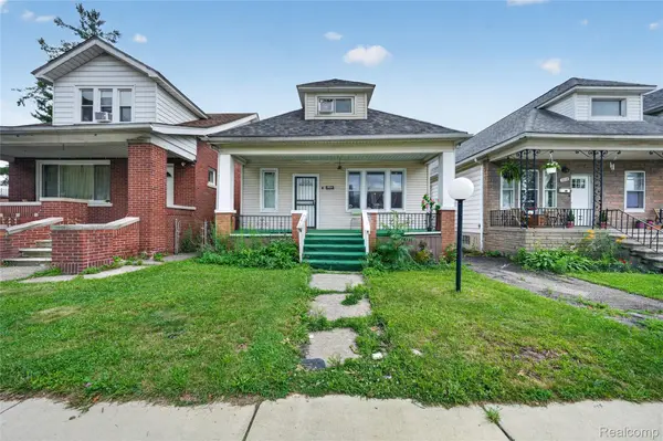 3844 Caniff ST, Hamtramck, MI 48212