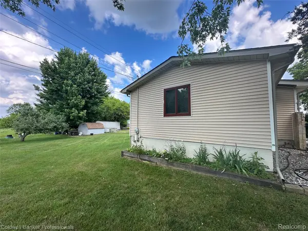 68 Plum Creek RD, Mayfield Township, MI 48446