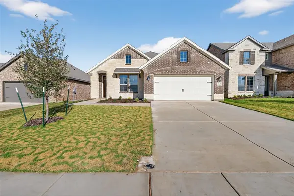 3525 Helena Street, Gainesville, TX 76240