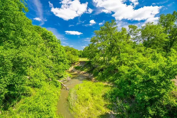 0 LCR 412, Groesbeck, TX 76642