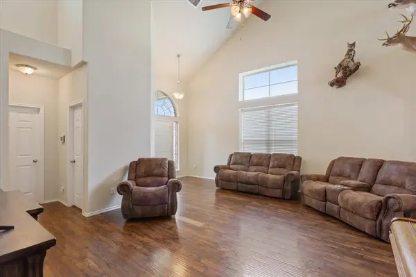 5300 Crossville Drive, Waco, TX 76708