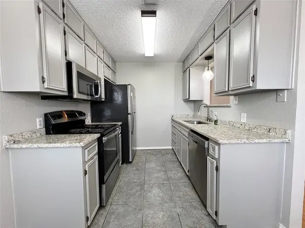 104 Woodie Way #C, Fort Worth, TX 76108
