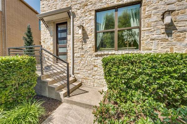 7846 Verona Place, Dallas, TX 75231