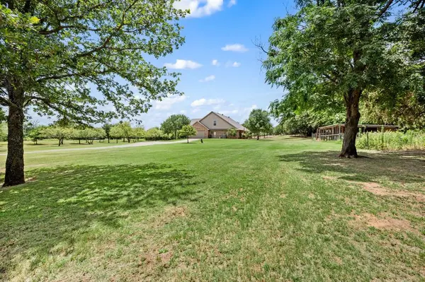 3019 FM 718, Newark, TX 76071