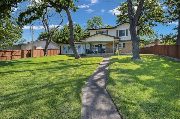 256 Whispering Oaks Trail, Payne Springs, TX 75156