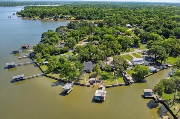 256 Whispering Oaks Trail, Payne Springs, TX 75156