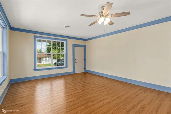 104 3rd Street NW, Springhill, LA 71075