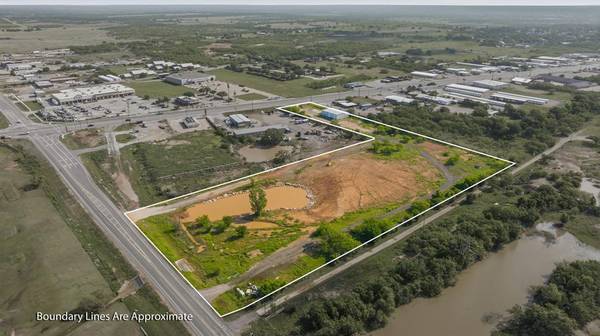 3429 W Walker Street, Breckenridge, TX 76424