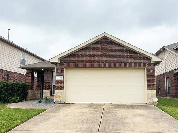 2109 Sweetwood Drive, Fort Worth, TX 76131